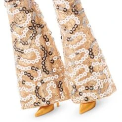 Mattel Barbie The Movie - Margot Robbie Als Barbie: Puppe Im Goldenem Disco-Jumpsuit 13 Mattel Barbie The Movie - Margot Robbie Als Barbie: Puppe Im Goldenem Disco-Jumpsuit -Spielwarenladen Mattel Barbie The Movie Margot Robbie als Barbie Puppe im goldenem Disco Jumpsuit@@1918853 4