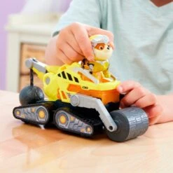 Spin Master Paw Patrol Mighty Kinofilm - Basis Fahrzeug Von Rubble Mit Welpenfigur, Spielfahrzeug -Spielwarenladen Spin Master Paw Patrol Mighty Kinofilm Basis Fahrzeug von Rubble mit Welpenfigur Spielfahrzeug@@100008003 3